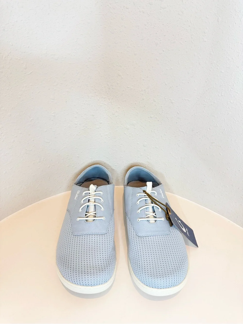 OluKai Nohea Moku Men’s Light Blue Denim Canvas Shoes Size 10 NWT